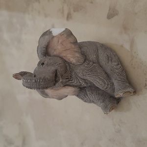 Elephant sculpture